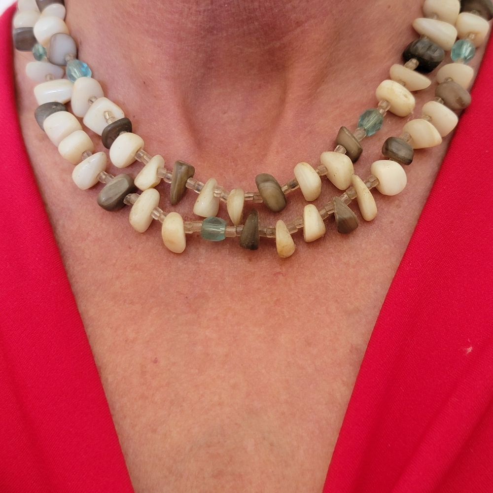 Chic Beaded Necklace with Cream and Brown Accents